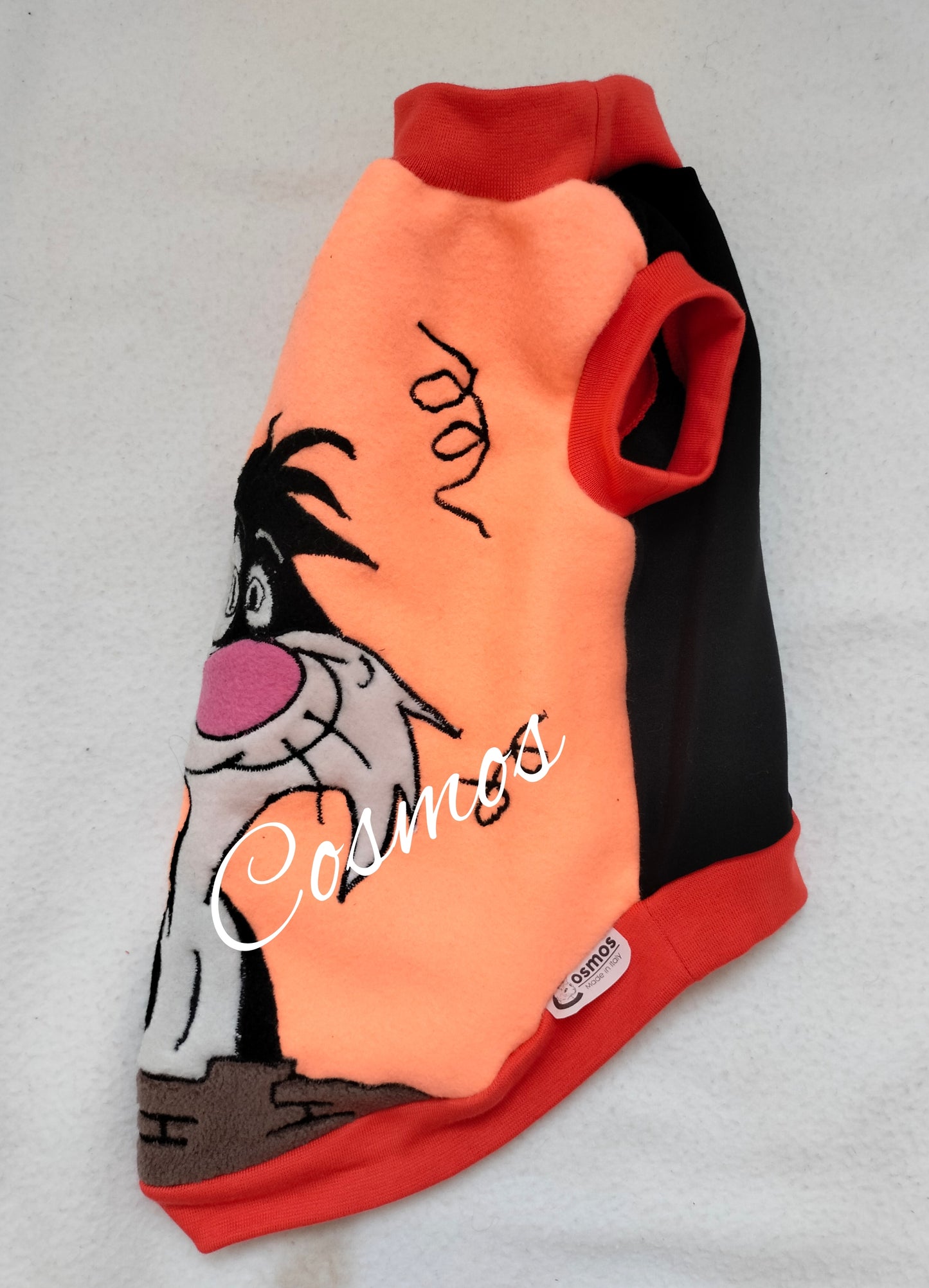 VESTITI A TEMA: PILE GATTO SILVESTRO