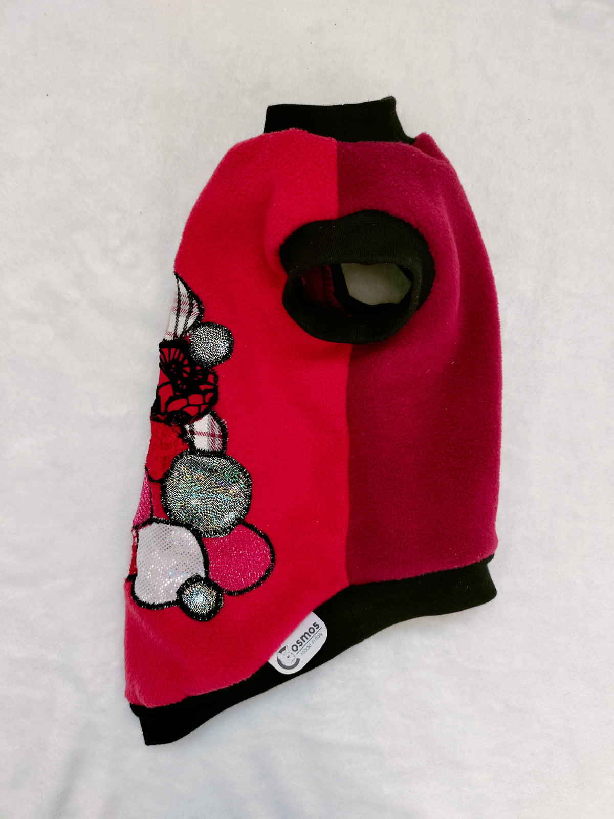 VESTITI A TEMA: PILE ALBERO NATALE CON PALLINE