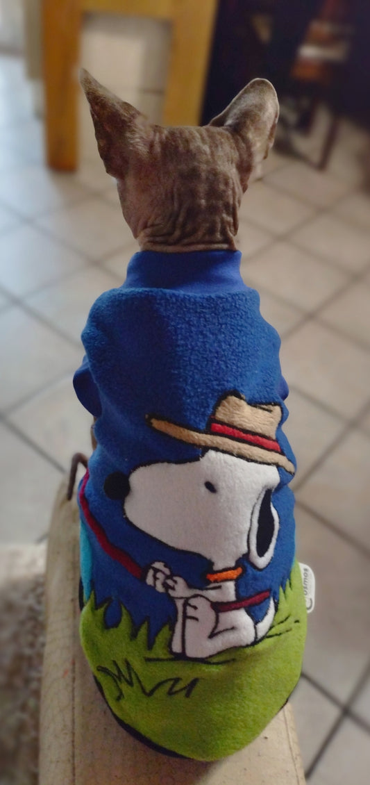 VESTITI A TEMA: PILE SNOOPY PESCATORE