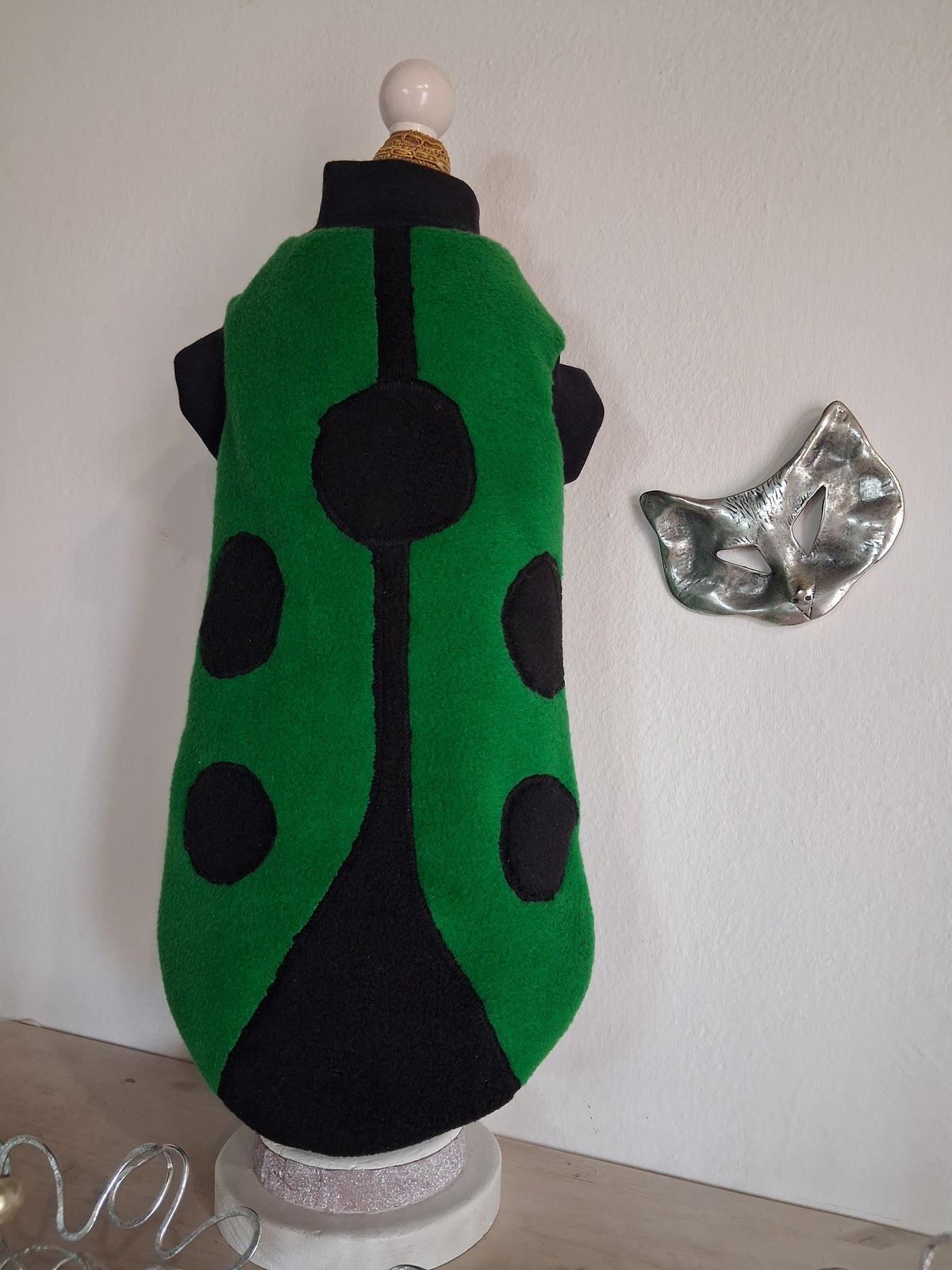 VESTITI A TEMA: PILE COCCINELLA