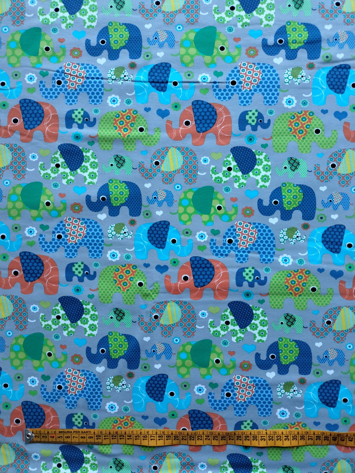 JERSEY in cotone ELEFANTI FONDO GRIGIO (133)